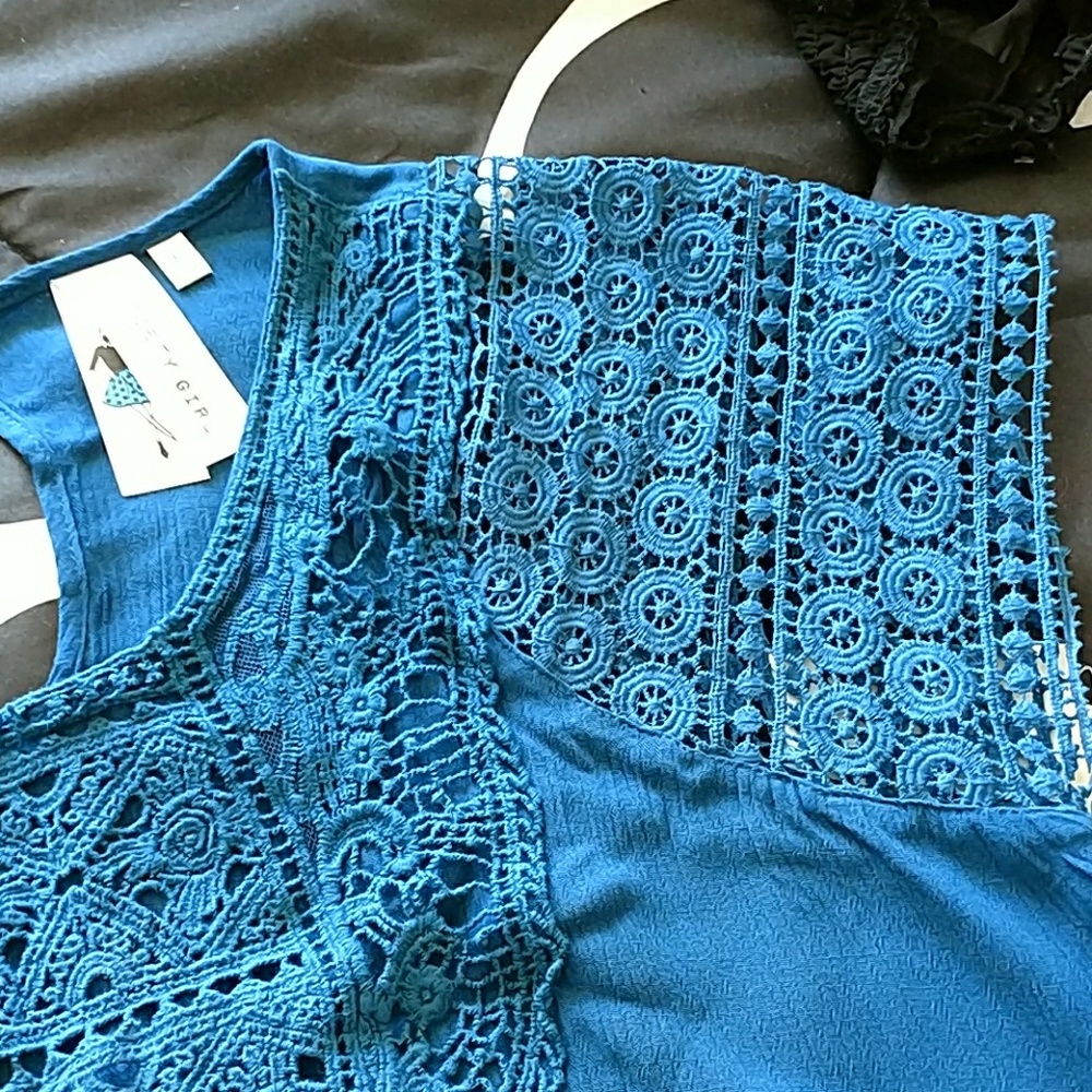 Aqua Colored Top - Picture 3 of 4